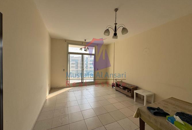 120162137 - Property Image 2