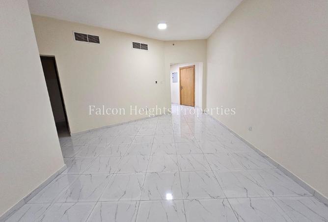 130677296 - Property Image 3
