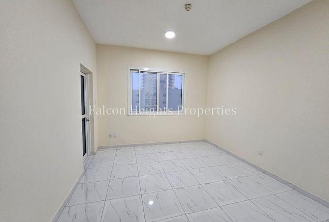 130677296 - Property Image 2