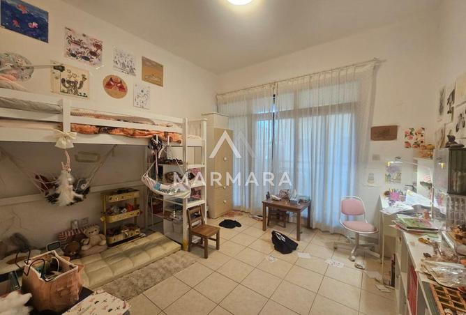 54410358 - Property Main Image