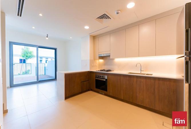 2P8irjh3IhM - صورة العقار 3