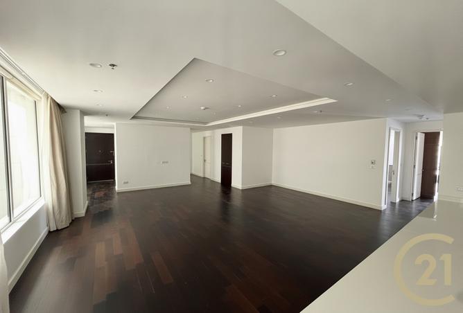 122002844 - Property Image 2