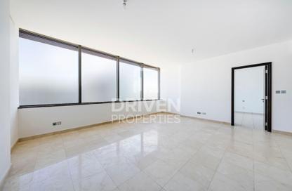 Apartment - 1 Bedroom - 1 Bathroom for rent in Sky Gardens - DIFC - Dubai
