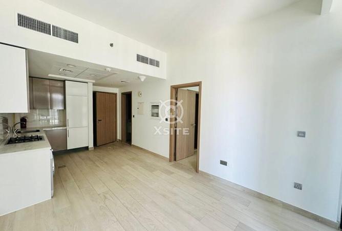 100841027 - Property Image 2