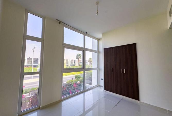 63644003 - صورة العقار 3