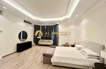 Villa - 7 Bedrooms - 7+ Bathrooms for rent in Al Manara - Dubai