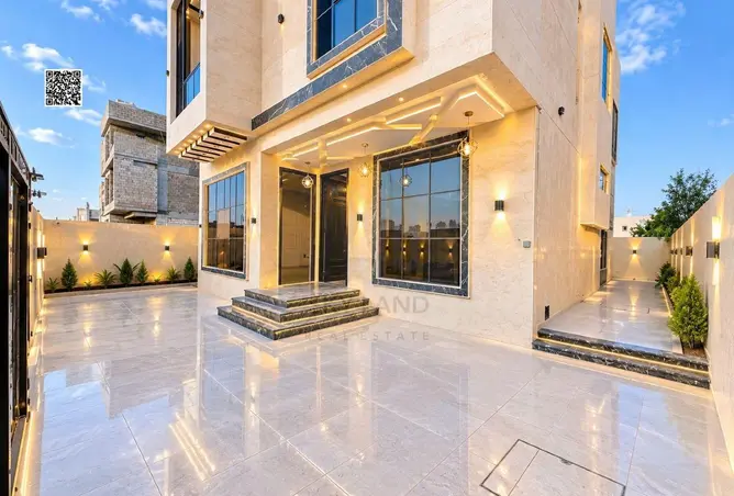 167001912 - Property Image 2