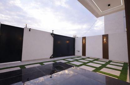 Villa - 5 - 7 for sale in Al Zaheya Gardens - Al Zahya - Ajman