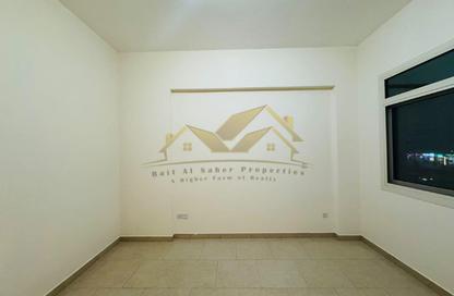Apartment - 2 - 2 for rent in Al Hudaiba - Bur Dubai - Dubai