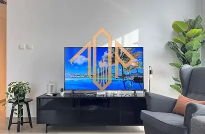 Apartment - 3 Bedrooms - 5 Bathrooms for sale in Waters Edge - Yas Island - Abu Dhabi