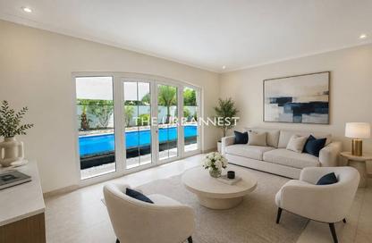 Villa - 4 Bedrooms - 3 Bathrooms for rent in District 7 - Jumeirah Park - Dubai Villa - 4 Bedrooms - 3 Bathrooms for rent in District 7 - Jumeirah Park - Dubai