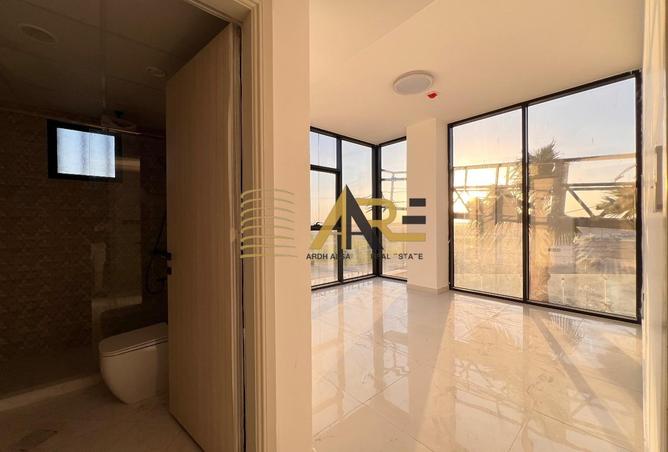 70266346 - صورة العقار 3