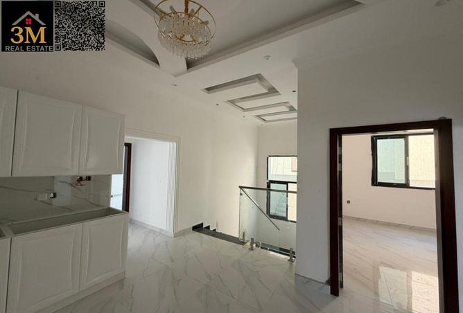 67453752 - Property Image 2