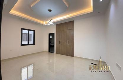 Villa - 4 Bedrooms - 6 Bathrooms for rent in Al Helio 2 - Al Helio - Ajman