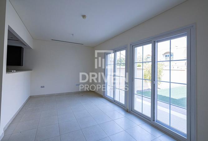 142354839 - Property Image 3