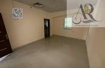 Apartment - 1 Bathroom for rent in Al Jurf 2 - Al Jurf - Ajman Downtown - Ajman