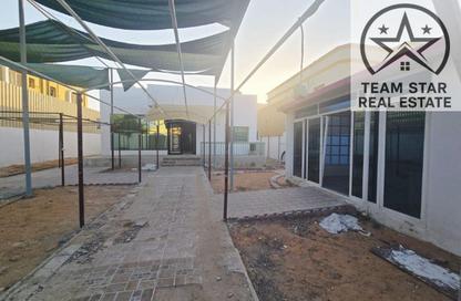 Villa - 3 Bedrooms - 3 Bathrooms for rent in Al Rawda 1 - Al Rawda - Ajman