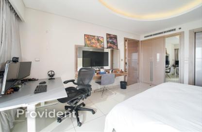 Apartment - 1 Bedroom - 2 Bathrooms for rent in Tower A - Damac Towers by Paramount - Business Bay - Dubai