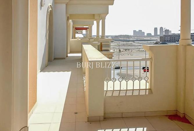 74618823 - Property Image 3