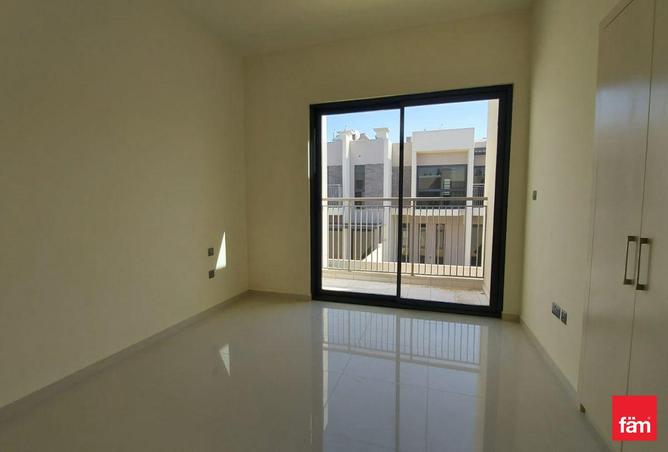 82802002 - Property Image 2