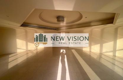 Apartment - 3 Bedrooms - 4 Bathrooms for rent in Al Khan Corniche - Al Khan - Sharjah Apartment - 3 Bedrooms - 4 Bathrooms for rent in Al Khan Corniche - Al Khan - Sharjah