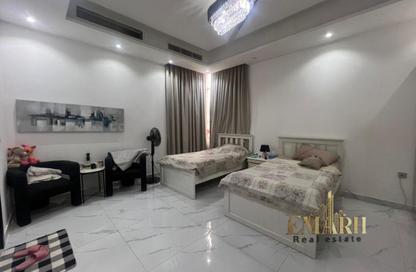 Villa - 3 Bedrooms - 5 Bathrooms for rent in Al Yasmeen 1 - Al Yasmeen - Ajman