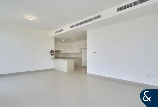 151914755 - Property Image 3