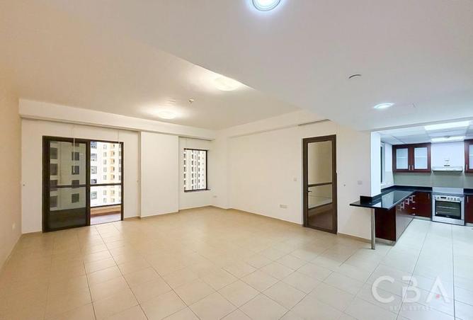 70293090 - صورة العقار 2