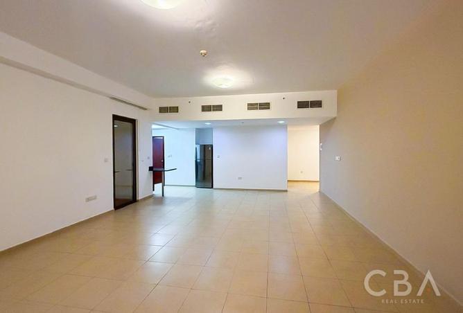 70293090 - صورة العقار 3