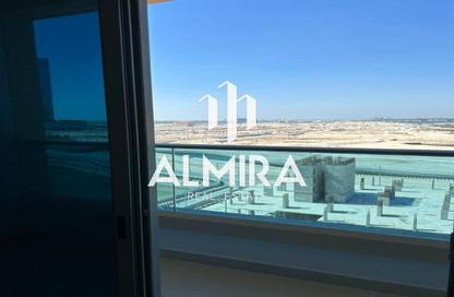 Apartment - Studio - 1 Bathroom for rent in Julphar Residence - Al Reem Island - Abu Dhabi Apartment - Studio - 1 Bathroom for rent in Julphar Residence - Al Reem Island - Abu Dhabi