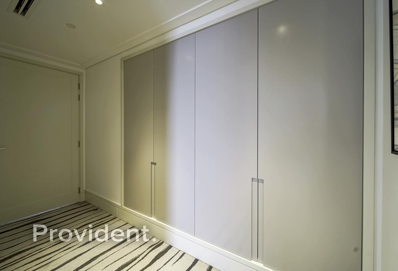 Burj Khalifa View | Furnished | Vacant photo 7