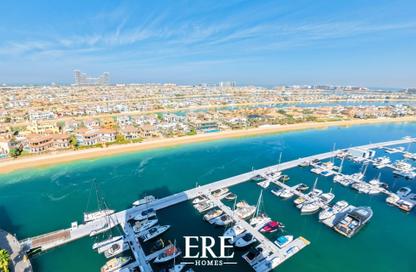 Apartment - 2 Bedrooms - 2 Bathrooms for sale in Marina Residences 3 - Marina Residences - Palm Jumeirah - Dubai