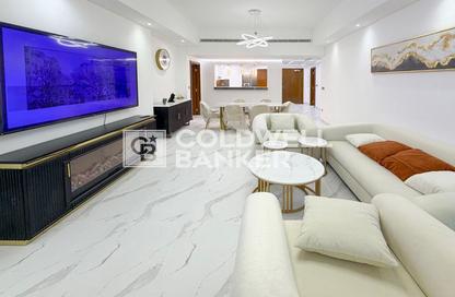 Apartment - 2 - 4 for sale in Marina Residences 6 - Marina Residences - Palm Jumeirah - Dubai