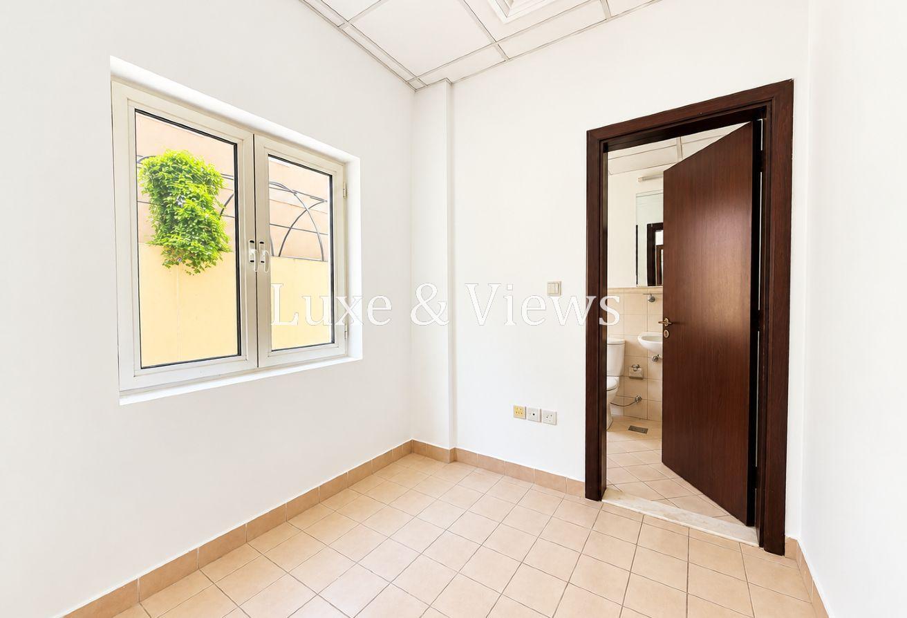 5BR Mazaya A1 Facing Park|Pool|Lush Garden|Vacant! photo 15