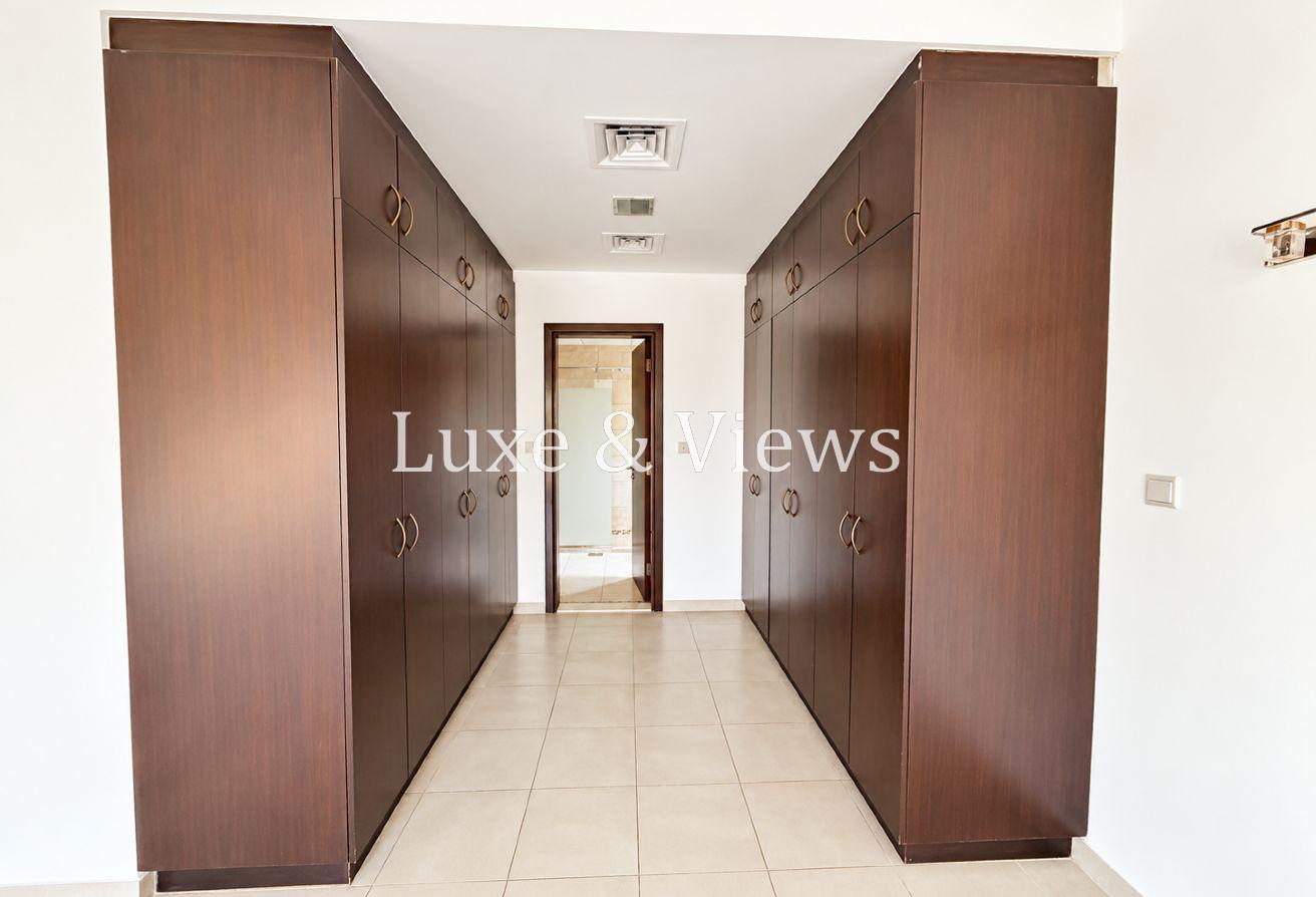 5BR Mazaya A1 Facing Park|Pool|Lush Garden|Vacant! photo 17