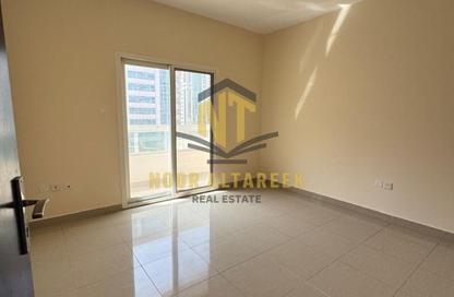Apartment - 2 - 2 for rent in Al Taawoon Tower 1 - Al Taawoon Towers - Al Khan - Sharjah