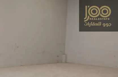 مستودع - استوديو - 1 حمام للايجار في أم الثعوب - أم القيوين