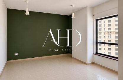 Apartment - 3 Bedrooms - 4 Bathrooms for sale in Shams 2 - Shams - Jumeirah Beach Residence - Dubai