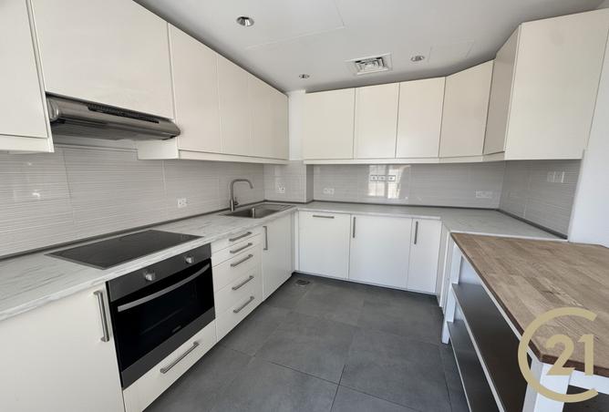 122930169 - Property Image 3