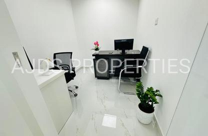 Office Space - 1 Bedroom - 1 Bathroom for rent in Reem Residency - Al Karama - Dubai