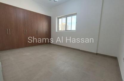Apartment - 1 Bedroom - 2 Bathrooms for rent in Amak Building - Majan - Dubai Apartment - 1 Bedroom - 2 Bathrooms for rent in Amak Building - Majan - Dubai