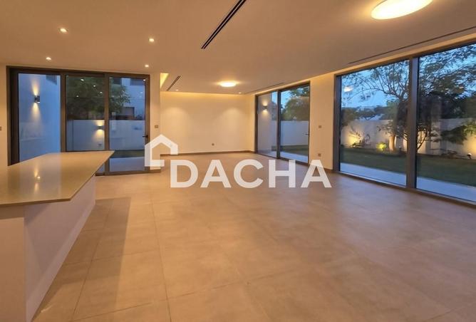 100385202 - Property Image 3