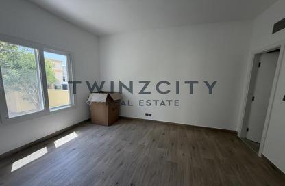 Villa - 3 Bedrooms - 2 Bathrooms for rent in Springs 3 - The Springs - Dubai
