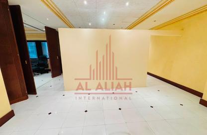 Office Space - Studio - 2 Bathrooms for rent in Al Khalidiya - Abu Dhabi
