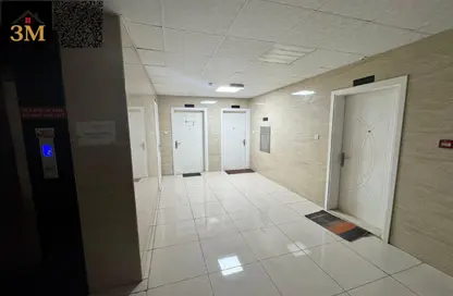 عمارة بالكامل - 8 غرف نوم - 8 حمامات للبيع في الجرف الصناعية 2 - الجرف الصناعية - عجمان