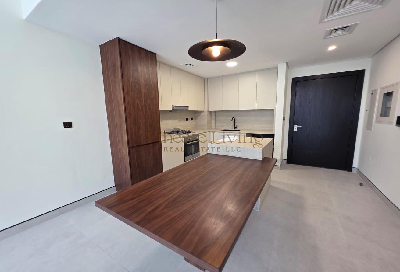 Spacious 2 Br + Study | Ready to move | Negotiable photo 6