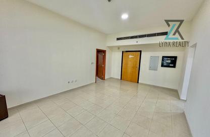 Apartment - 1 Bedroom - 2 Bathrooms for rent in Mohammed Saeed Hareb Building (KML3) - Oud Metha - Bur Dubai - Dubai
