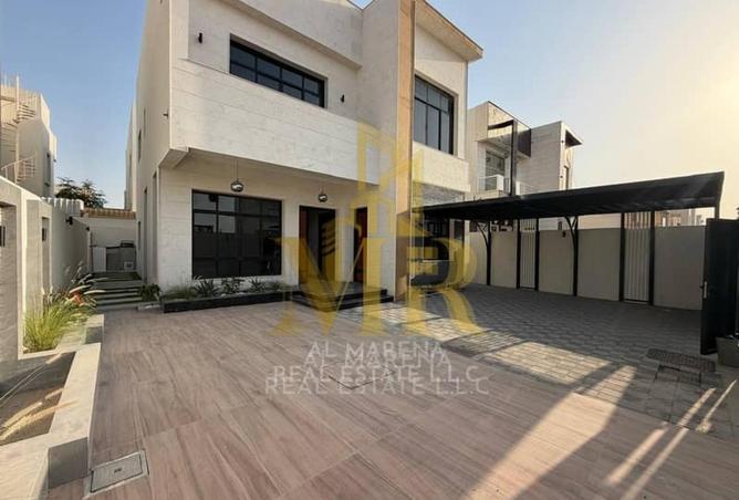 103720010 - Property Image 2