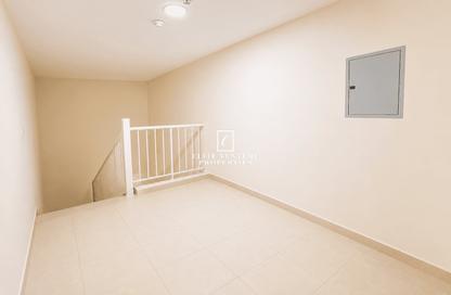 Duplex - 3 Bedrooms - 4 Bathrooms for rent in Global Golf Residences 2 - Dubai Sports City - Dubai
