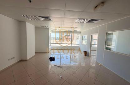 Office Space - Studio - 1 Bathroom for rent in Al Etihad Building - Port Saeed - Deira - Dubai
